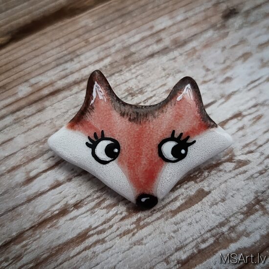 Peeking Fox brooch