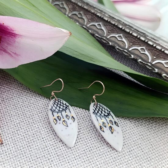 Porcelāna auskari "Noķer sapni"